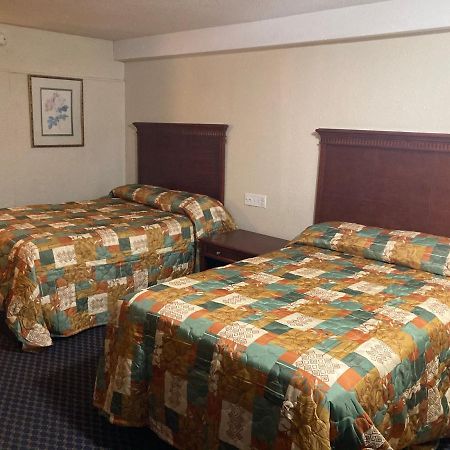 Travel Inn Питърсбърг Екстериор снимка