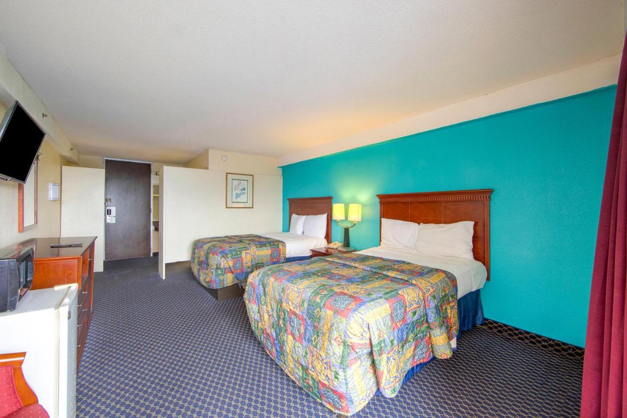Travel Inn Питърсбърг Екстериор снимка
