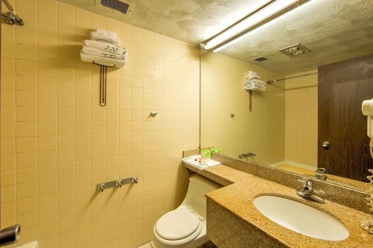 Travel Inn Питърсбърг Екстериор снимка