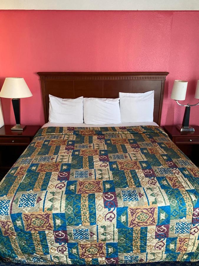 Travel Inn Питърсбърг Екстериор снимка