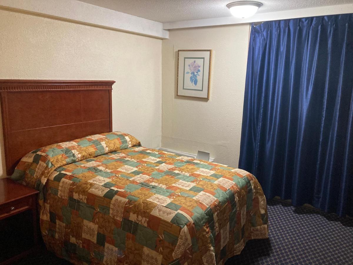 Travel Inn Питърсбърг Екстериор снимка