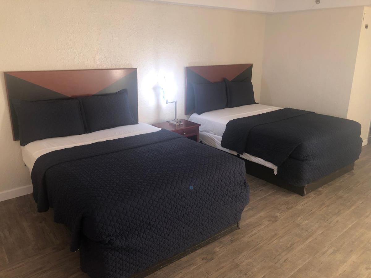 Travel Inn Питърсбърг Екстериор снимка