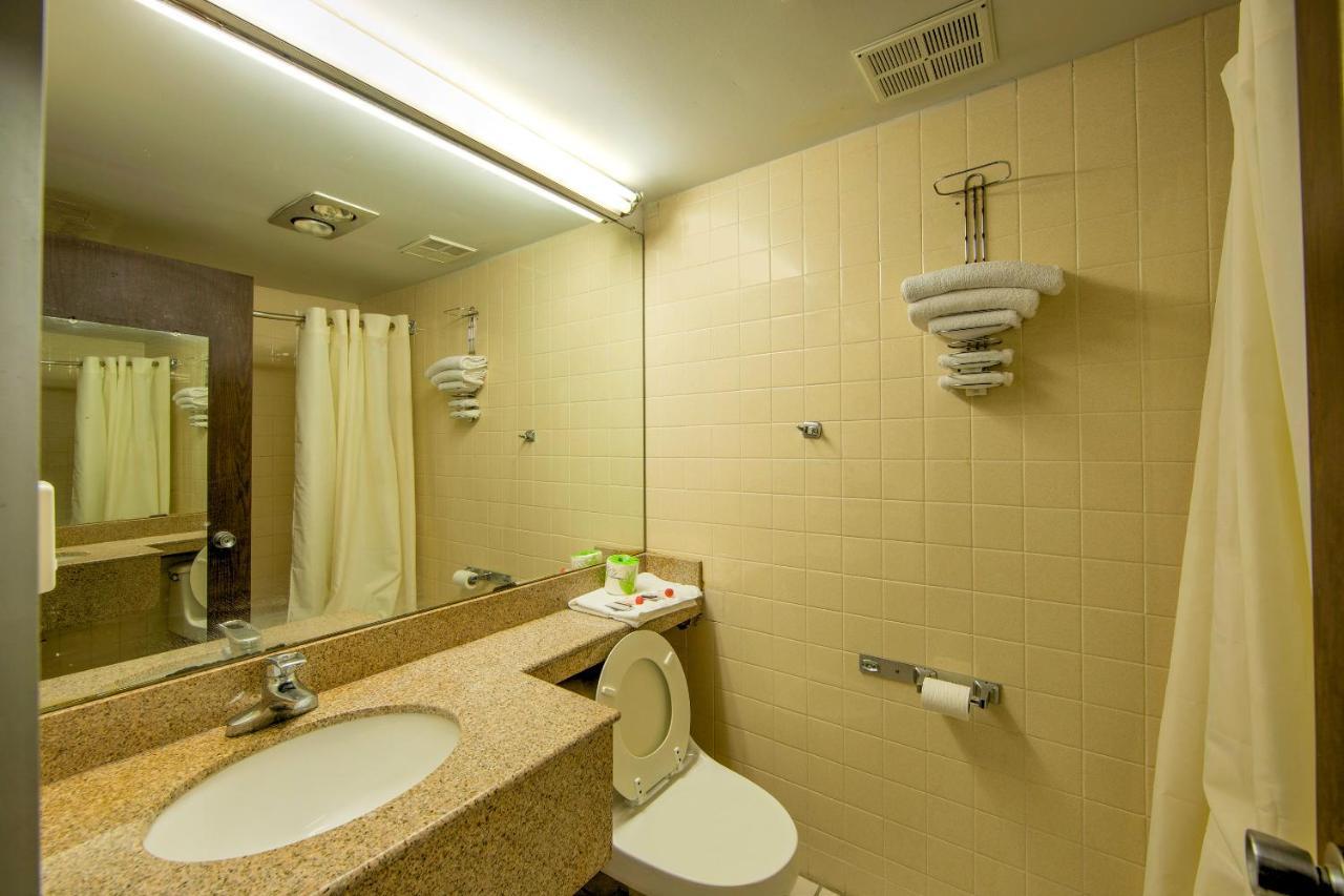 Travel Inn Питърсбърг Екстериор снимка